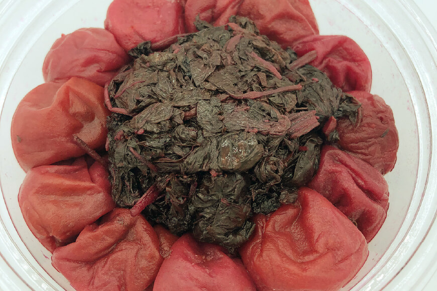 地元で愛されている手づくりの店 お母さんの赤紫蘇たっぷり手づくり梅干し 1kg